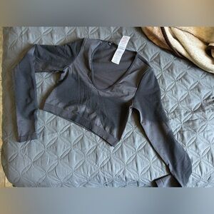 Gymshark Black Scoop Neck Cropped Long Sleeve Top